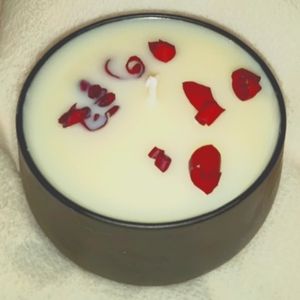 8 oz Rose & Oud Homemade Soy Candle